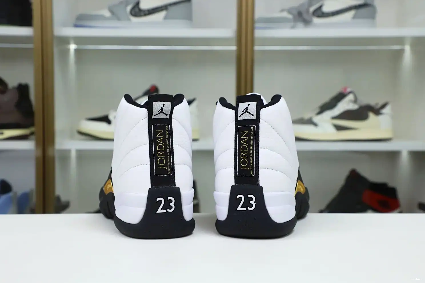 'ROYALTY' RETRO JORDAN AIR Kimikick 12 0430